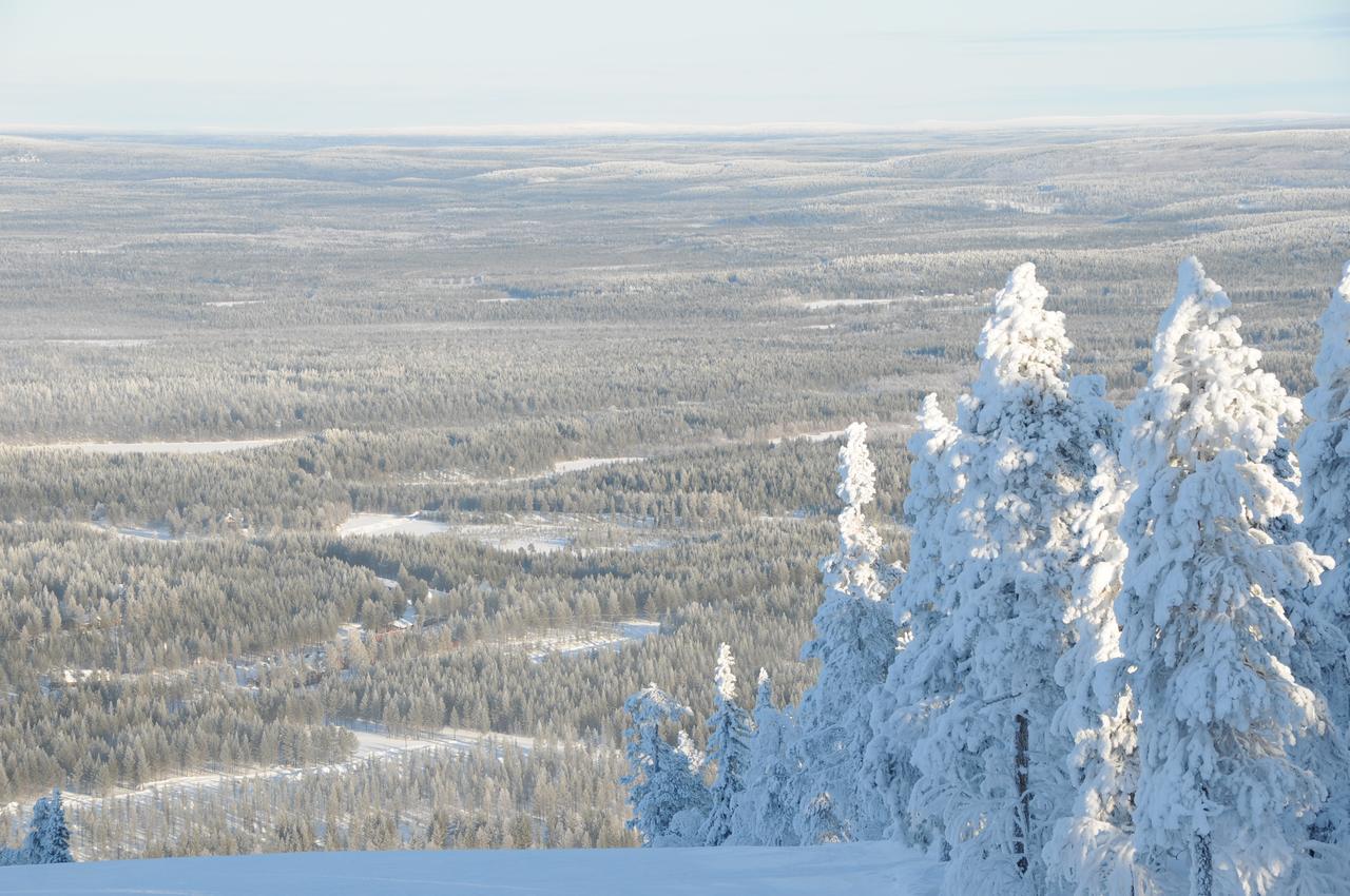 Hotelli Suomutunturi Buitenkant foto